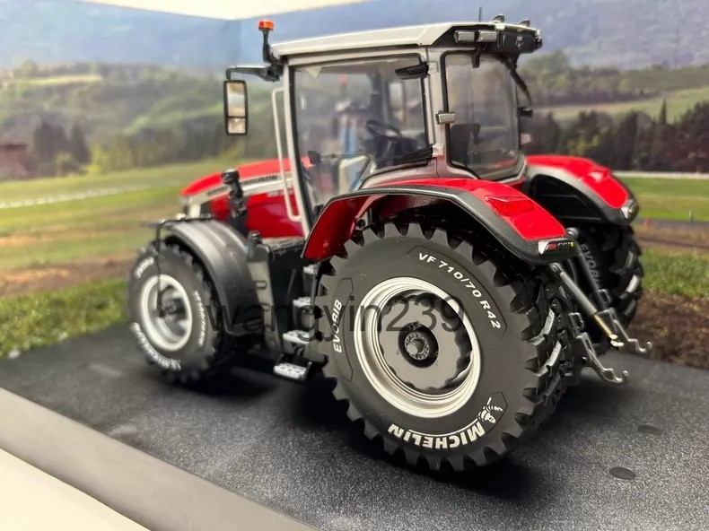 UH 1/32 Massey Ferguson 8S.305 Diecast Agricultural Tractor Model