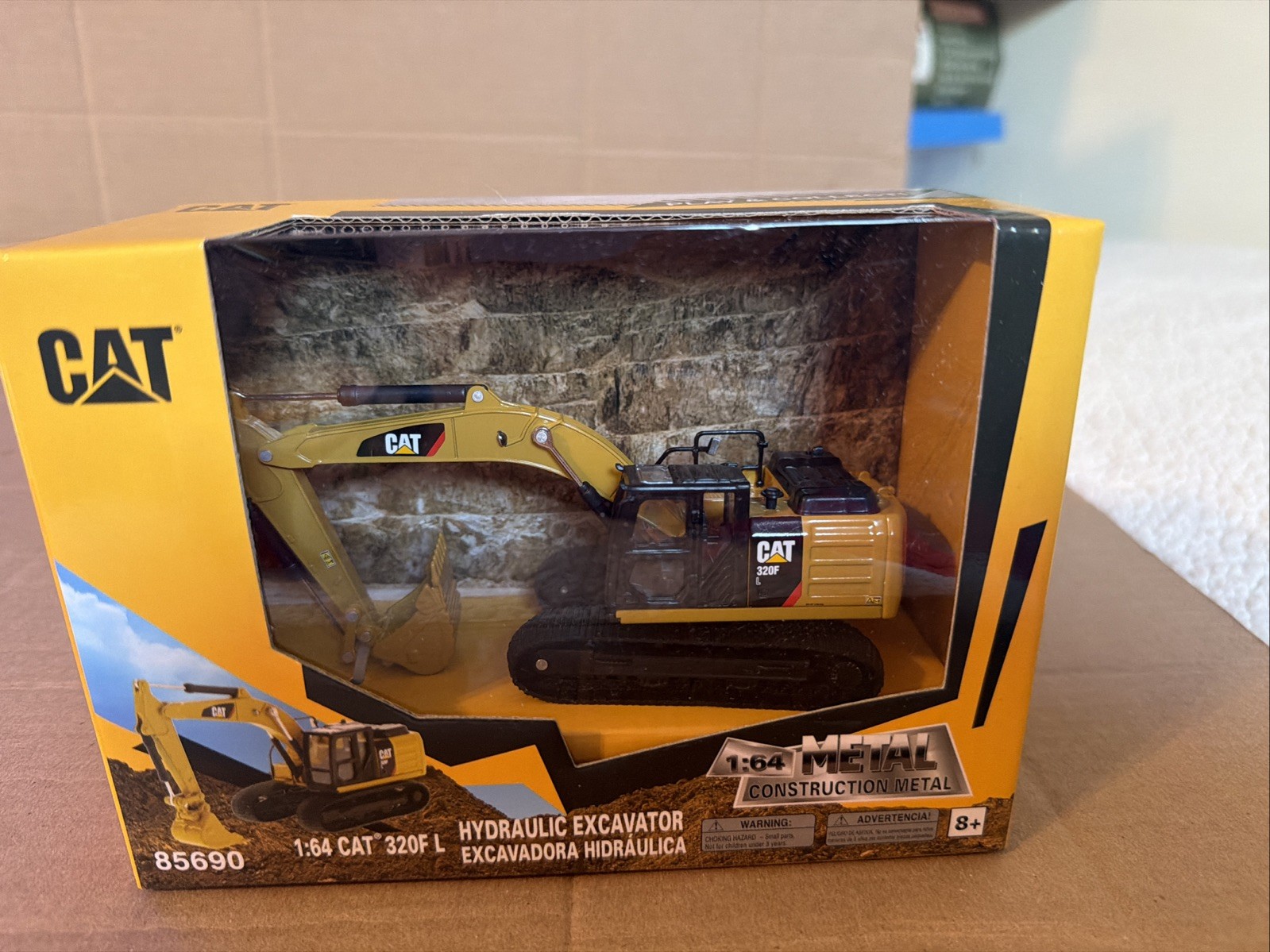 Diecast Masters 1/64 Scale CAT 320F L Hydraulic Excavator