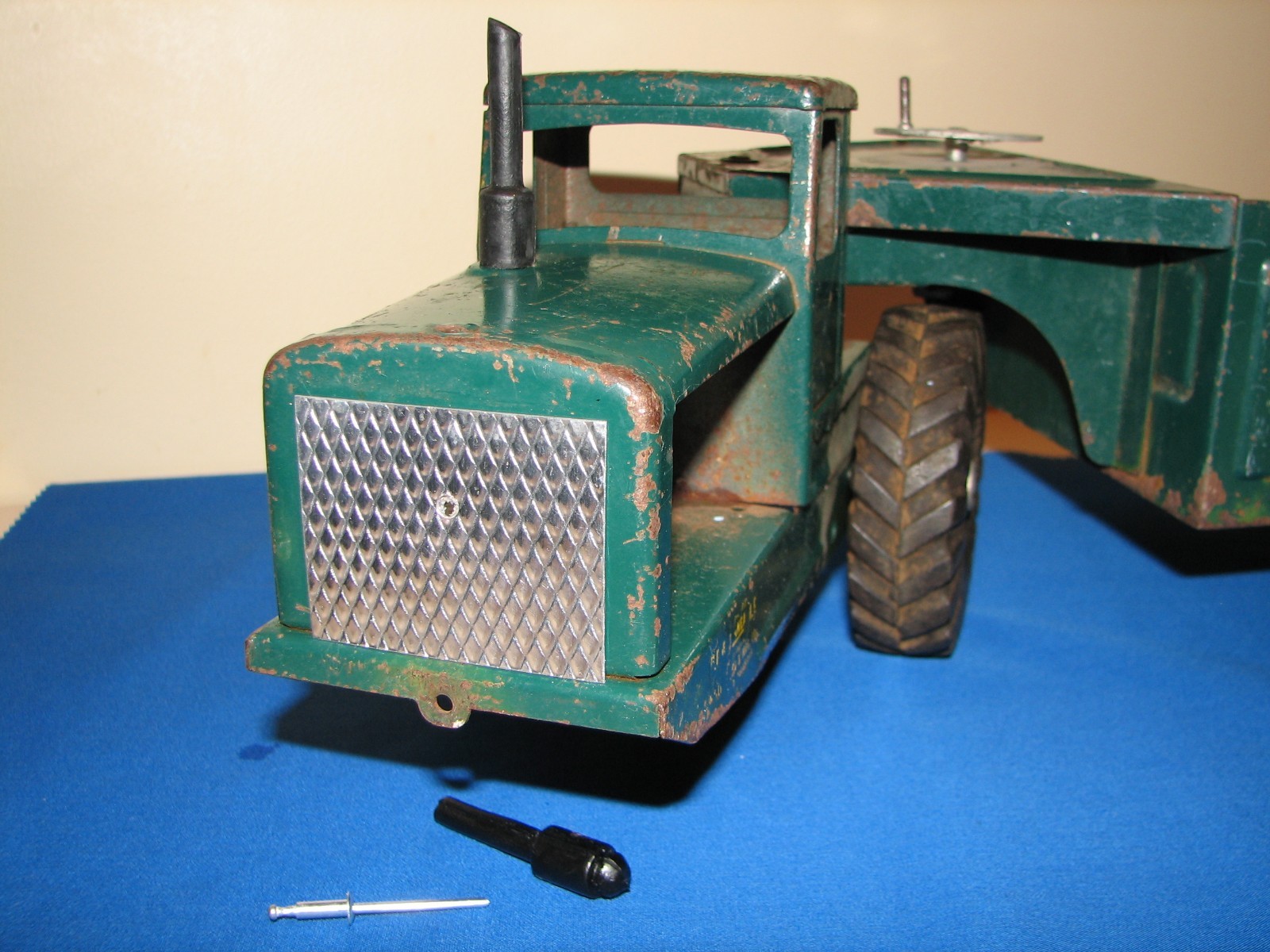 Nylint Tournarocker Tournahopper Tournahauler Grader Grill and Muffler set