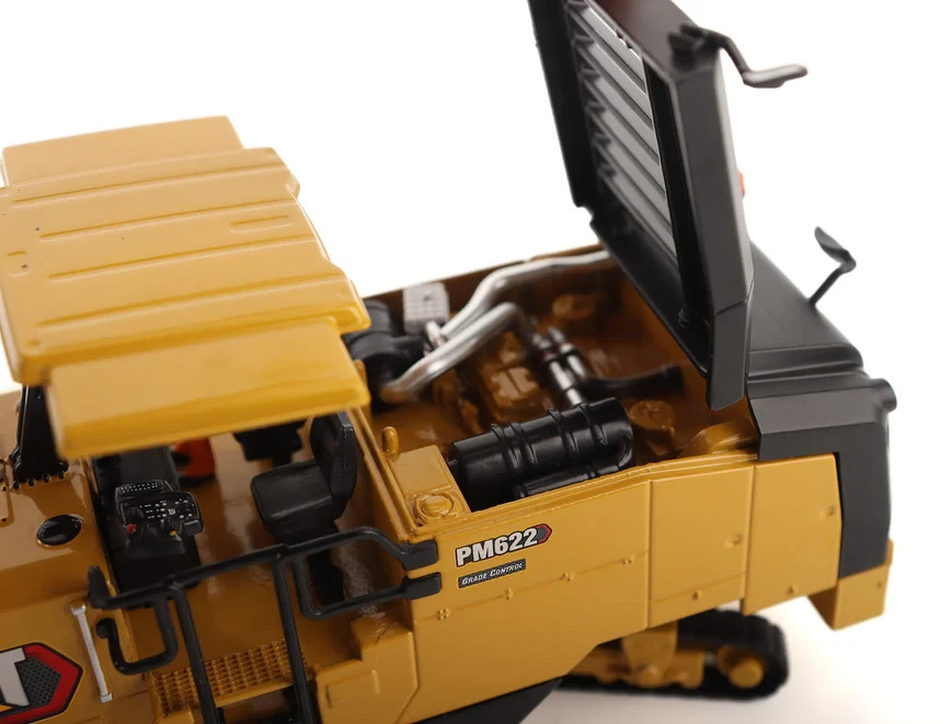 DIECAST MASTERS 85587-MH 1:50 CAT PM622 COLD PLANER NIB CATERPLLIAR MACHINE