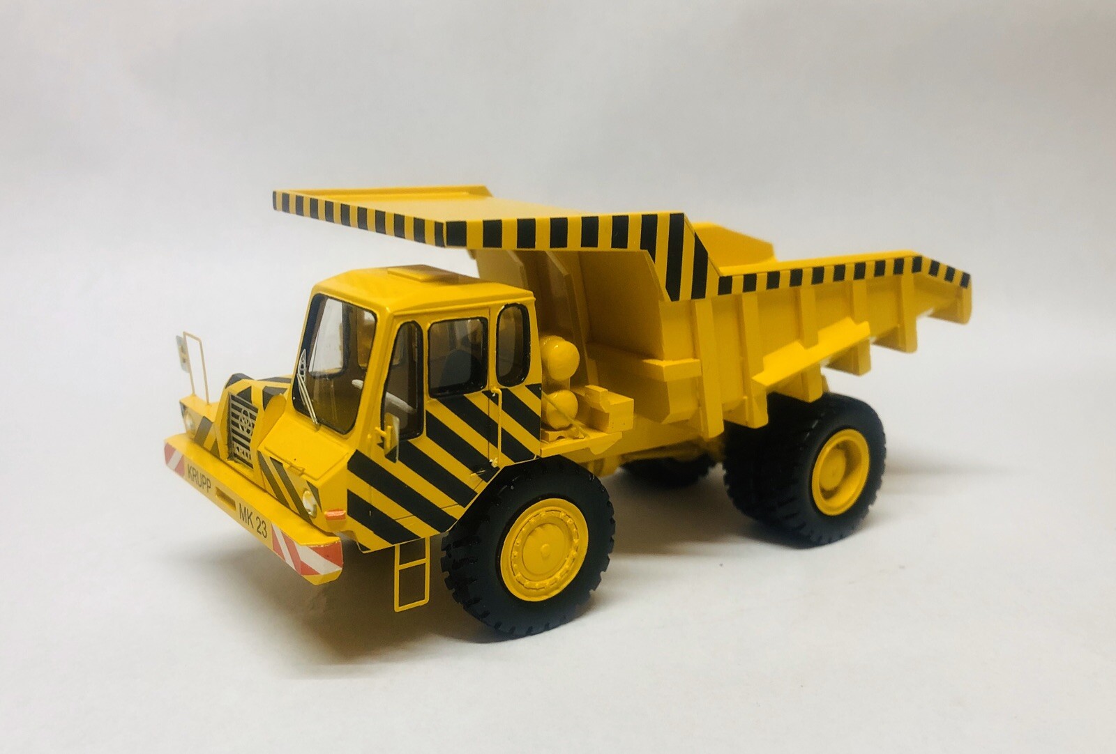 Resin 1/50 Krupp MK23 Dumper – Ready Made Model by Fankit Models