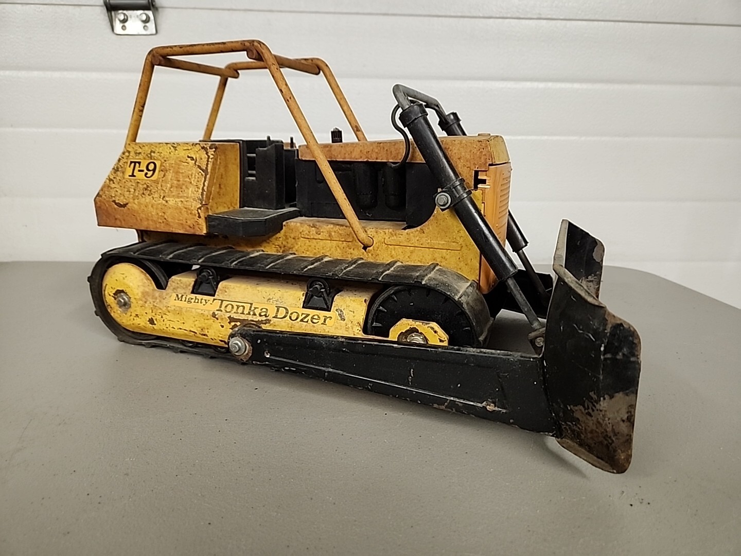 Vintage Mighty Tonka Dozer T-9