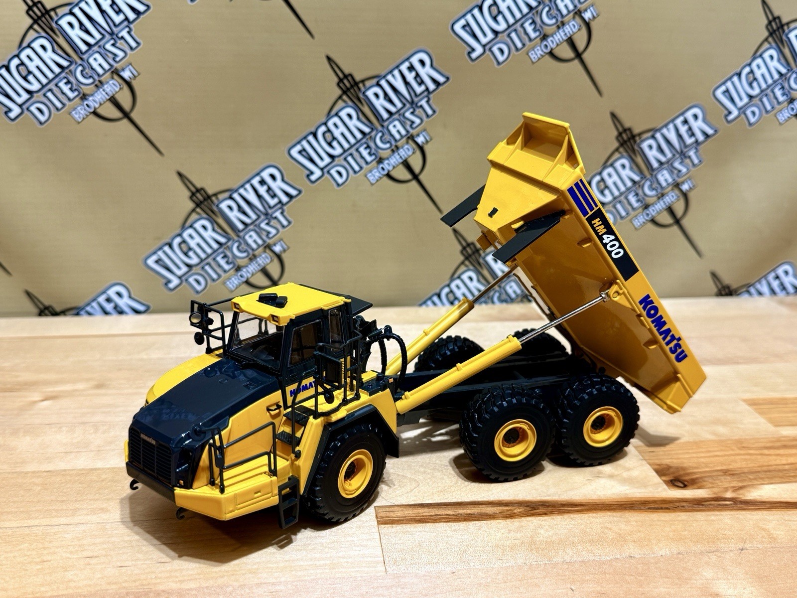 1:50 Komatsu HM400-5 Articulated Dump Truck First Gear Farm Toy
