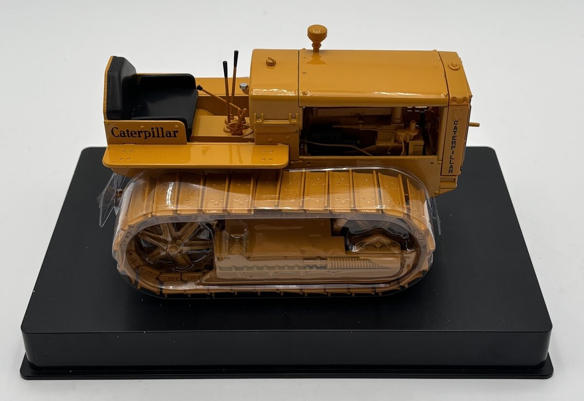 Norscot 55154 1:16 Sacle Die-Cast CAT 22 Track-Type Tractor LN/Box