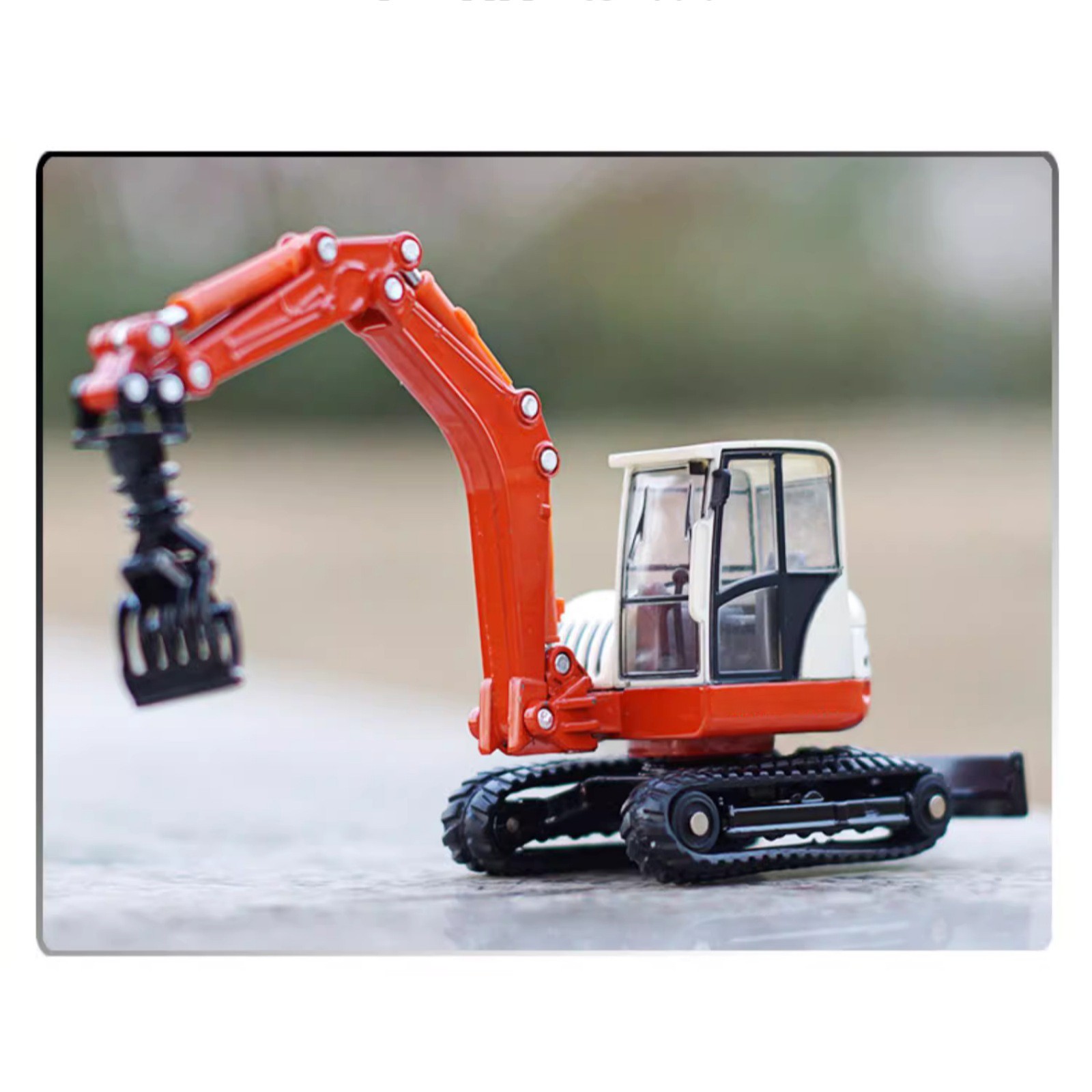 17cm Alloy 1/50 Tracked Wood Grabbers Construction Vehicle Model Birthday Gift