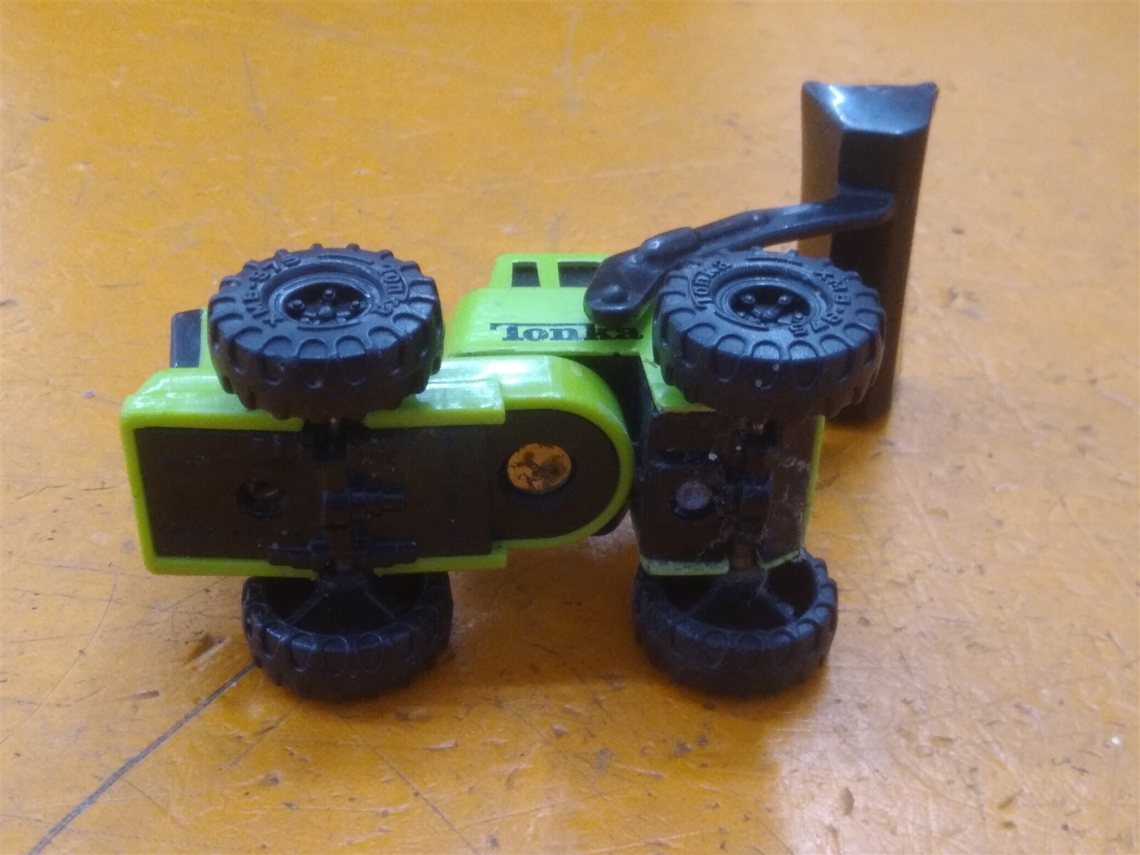 ⭐️⭐️⭐️⭐️⭐️ Vintage 2003 McDonalds Hasbro Tonka Green Loader Diecast & Plastic