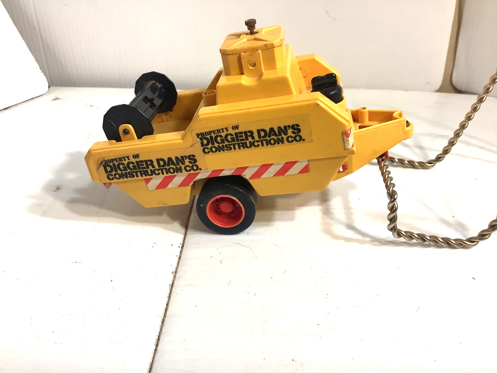 Digger Dan’s Toy Lot: Jeep(NotTested). Ultility Trailer Construction Yellow 4×4