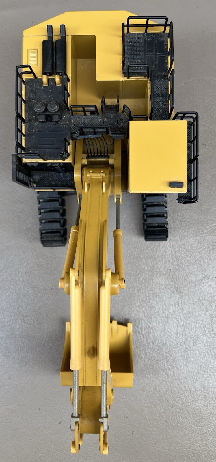 VTG NZG 1/50 scale Caterpillar CAT 5130B Mass Excavator “Gift from Caterpillar”