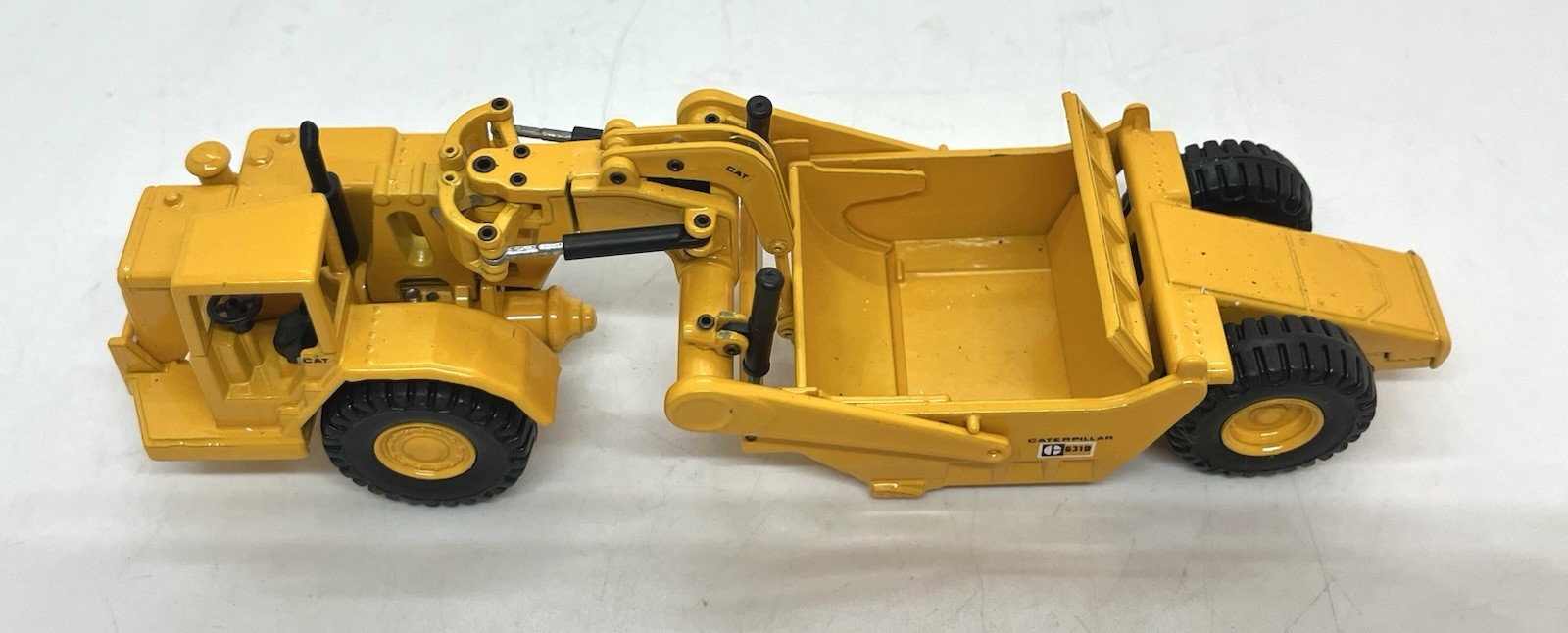 Lot Of 4 Joal Compact Diecast Cat Caterpillar C-591 Pipe Layer Crane Scraper