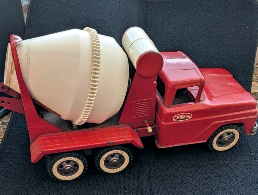 Vintage 1960s Tonka Cement Mixer Truck No. 620. 10 Wheel. Crushed Steel. No Chut