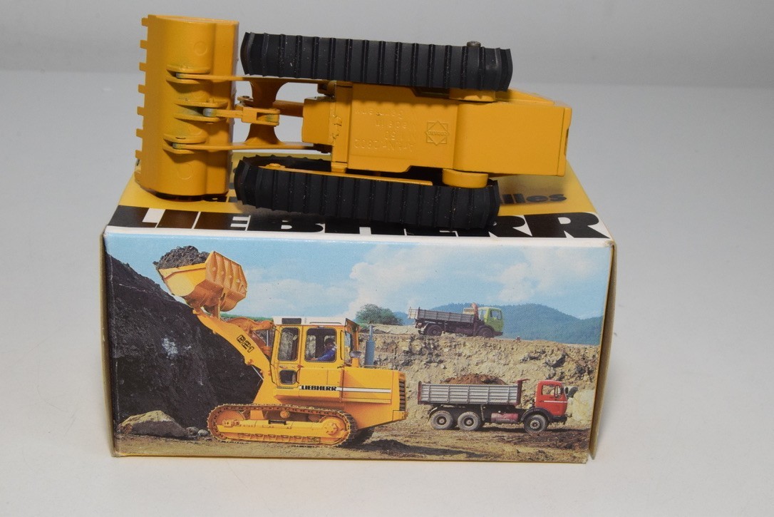 B71 1:50 CONRAD 2802 LIEBHERR LR 621 CRAWLER LOADER CRANE NMIB RARE!
