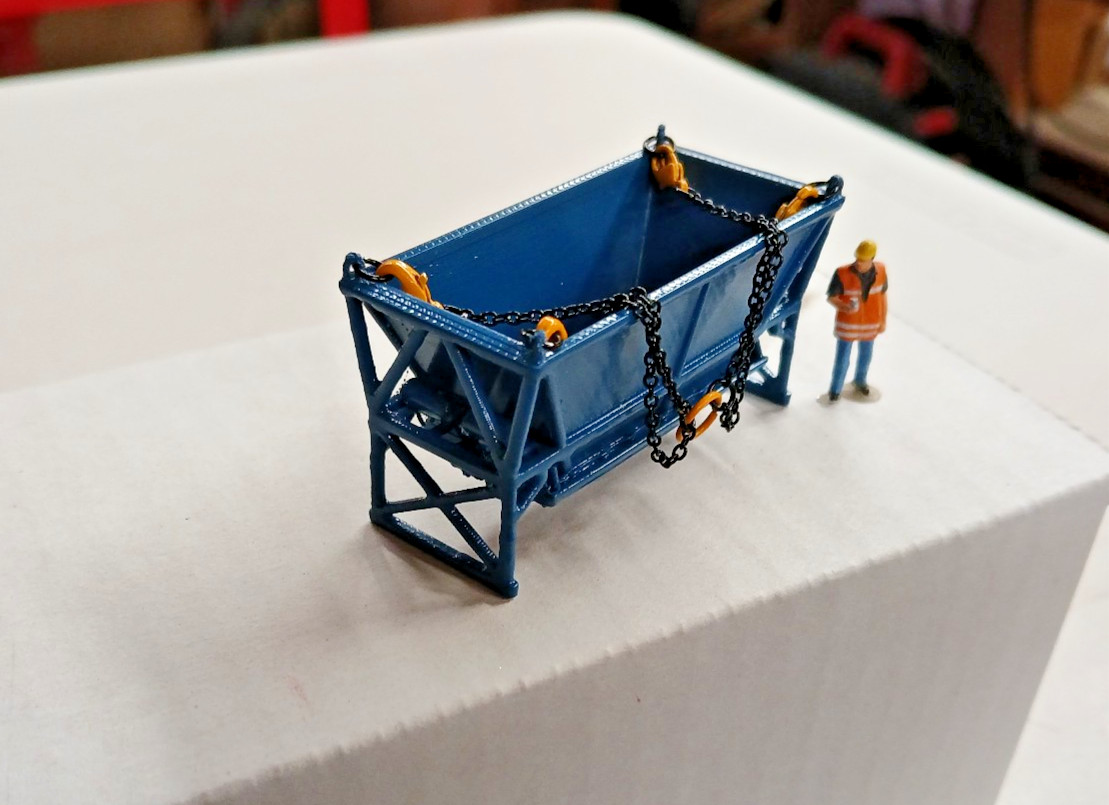 Concrete Hopper Closed Door 3D Printed In Sarens Blue Liebherr Yellow 1/87th
