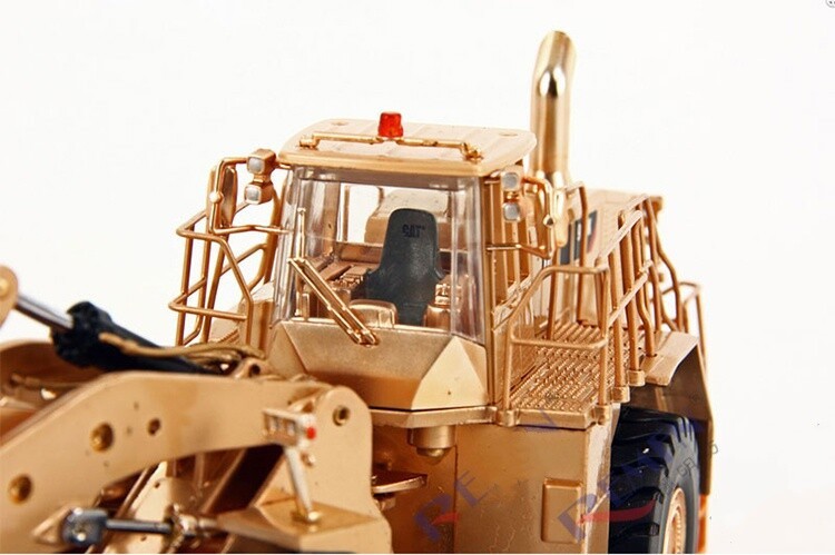 1:50 Tonkin 988K Loader Construct Machine Equipment Gold Edition Diecast Model