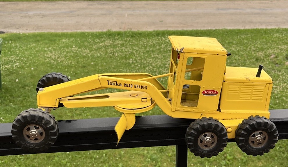HTF 1962-69 TONKA ROAD GRADER PRESSED STEEL Mound Minn No. 510