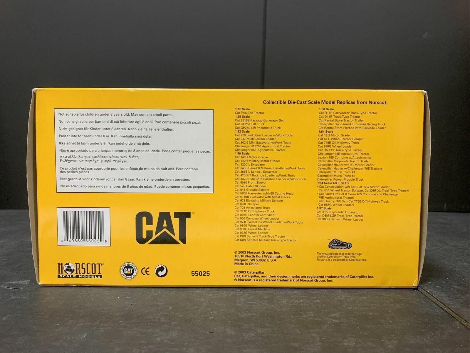 NORSCOT 1/50 55025 Cat D11R Track-Type Tractor Mint in box C.11