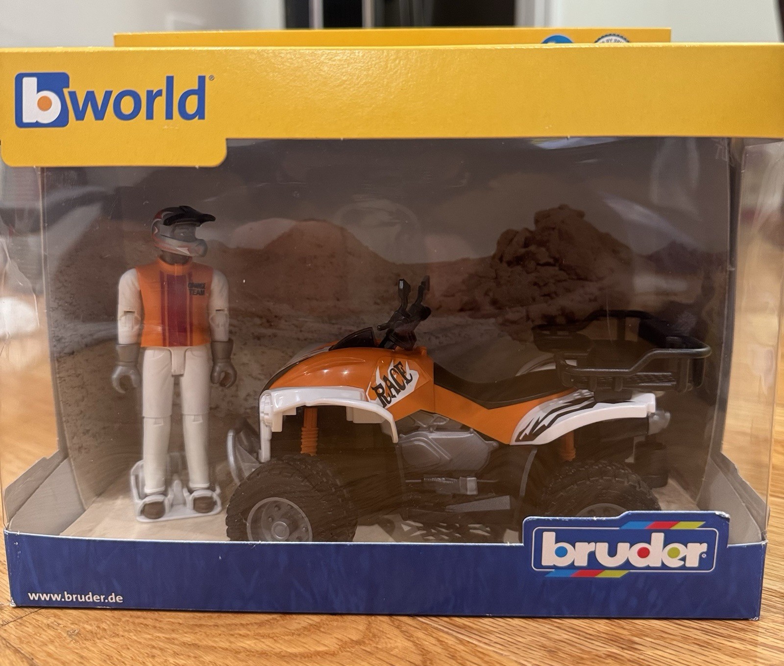 Bruder Bworld 1/16 Quad-4 Wheeler with Driver 63000 Made in Germany