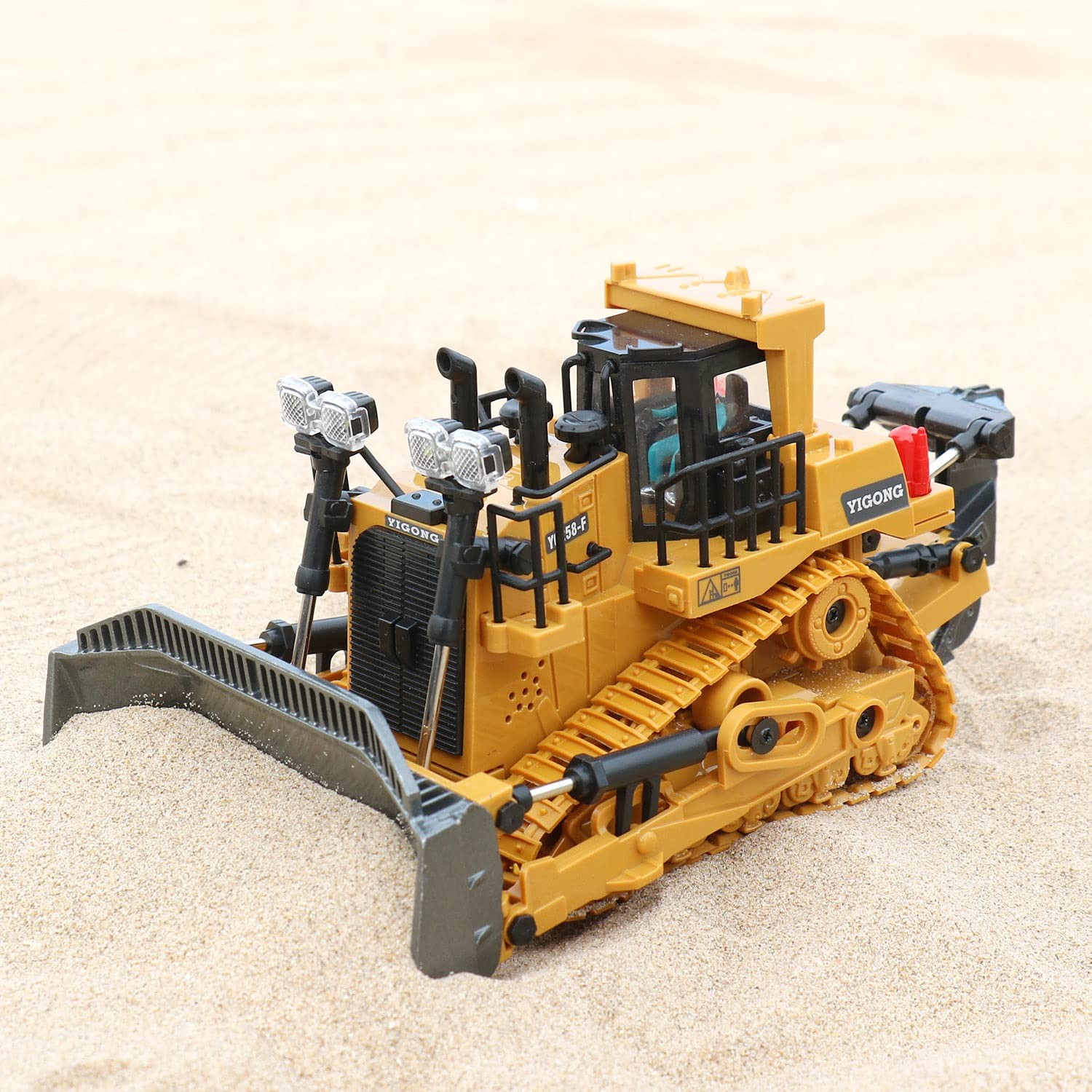 Rc Bulldozer Toys for Boys,Construction Remote Control Bulldozer with Metal b…