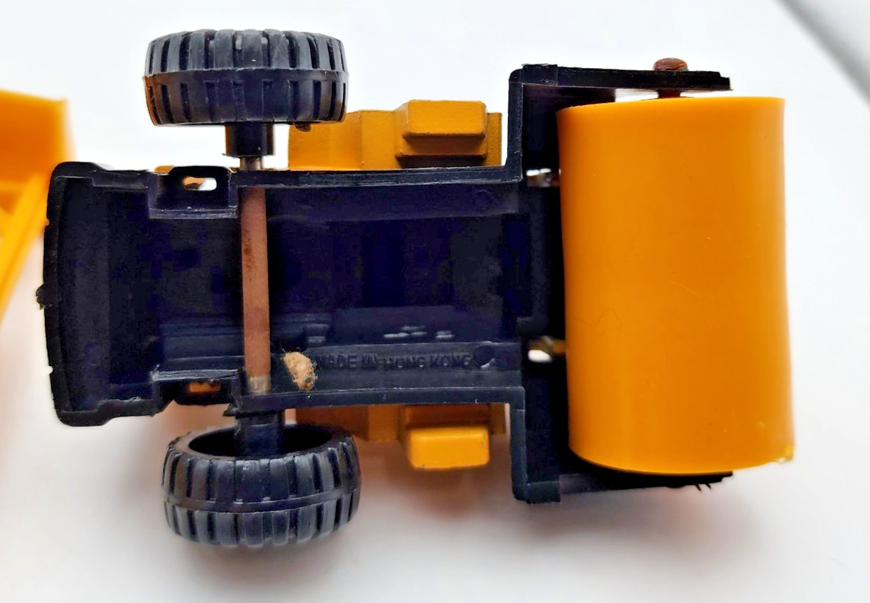 Vintage 1970 Tootsie Toy Dozer, Loader & Roller Construction Toys 4″ to 4.75″