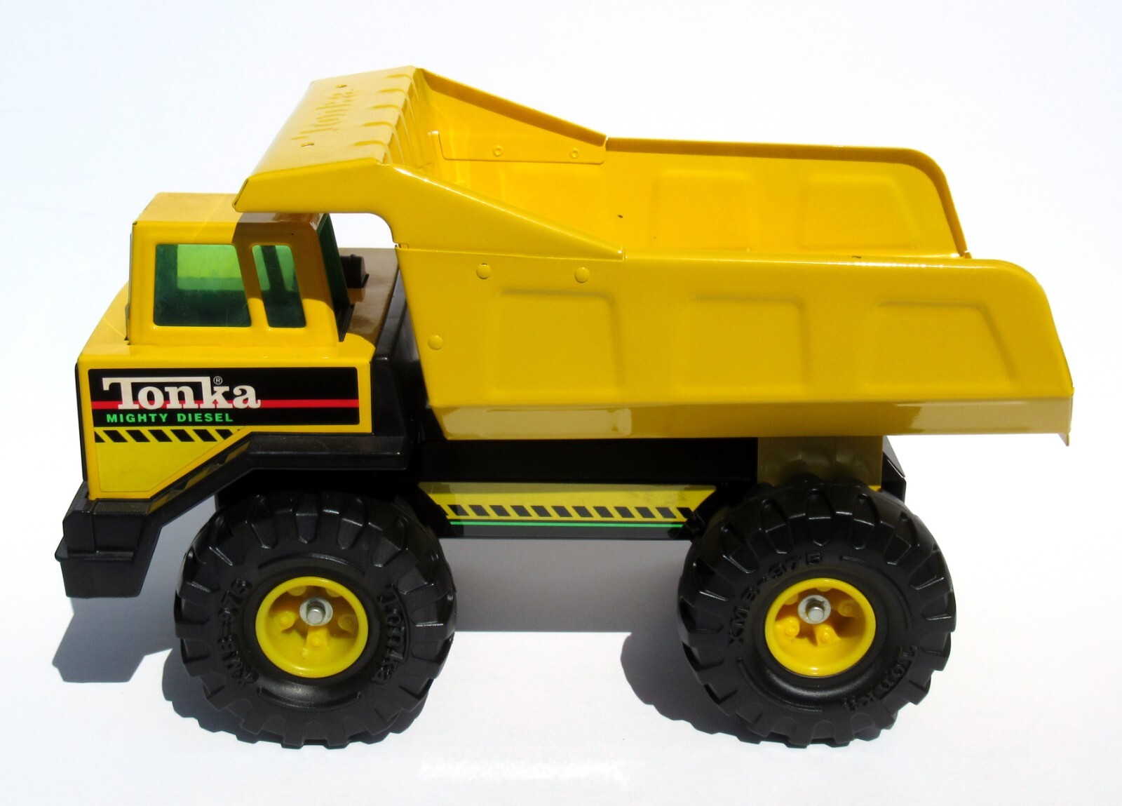 Vintage 1995 Tonka Steel Mighty Dump Truck Mighty Diesel 93901 Made in USA