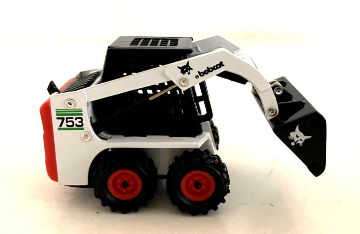 1:50 Scale Bobcat 753G Skidsteer Loader Diecast Model