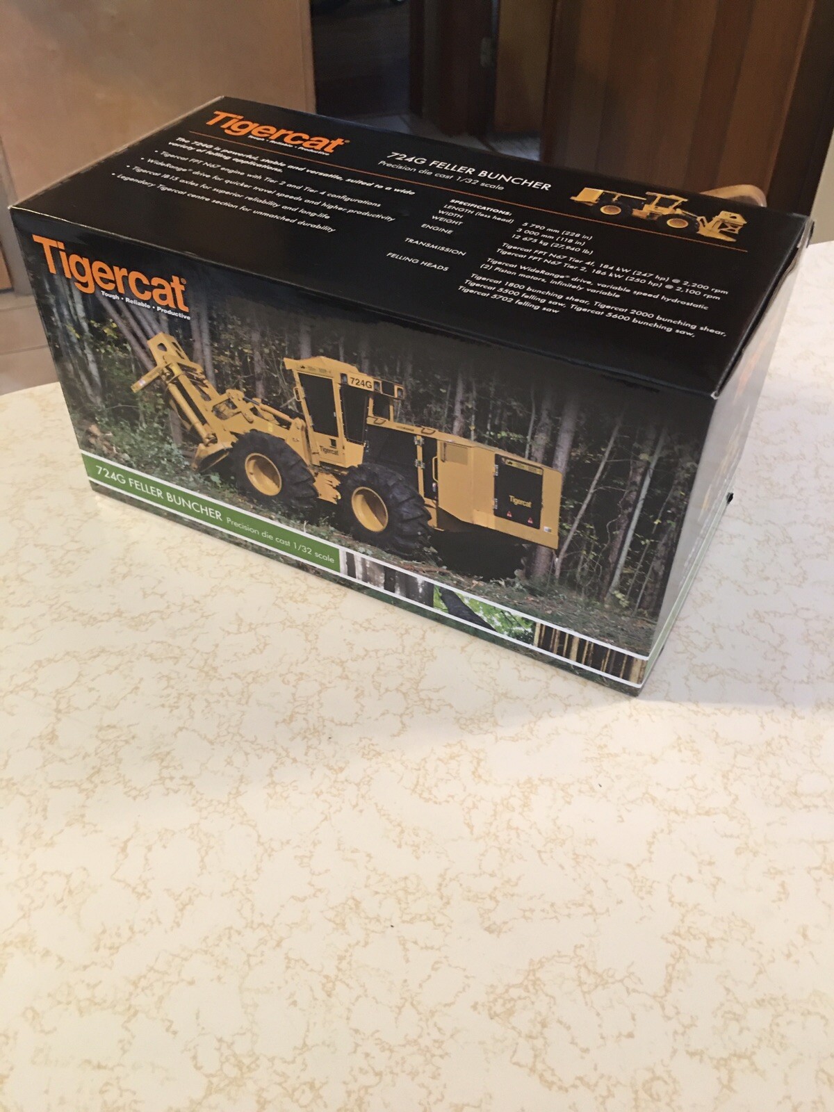 1:32 , Tigercat 724G , Brand New In Box