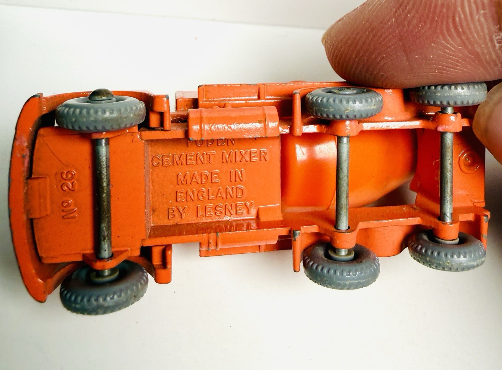 Vintage 1950s Lesney Matchbox No.26 Foden Cement Mixer Early Gray Wheels!