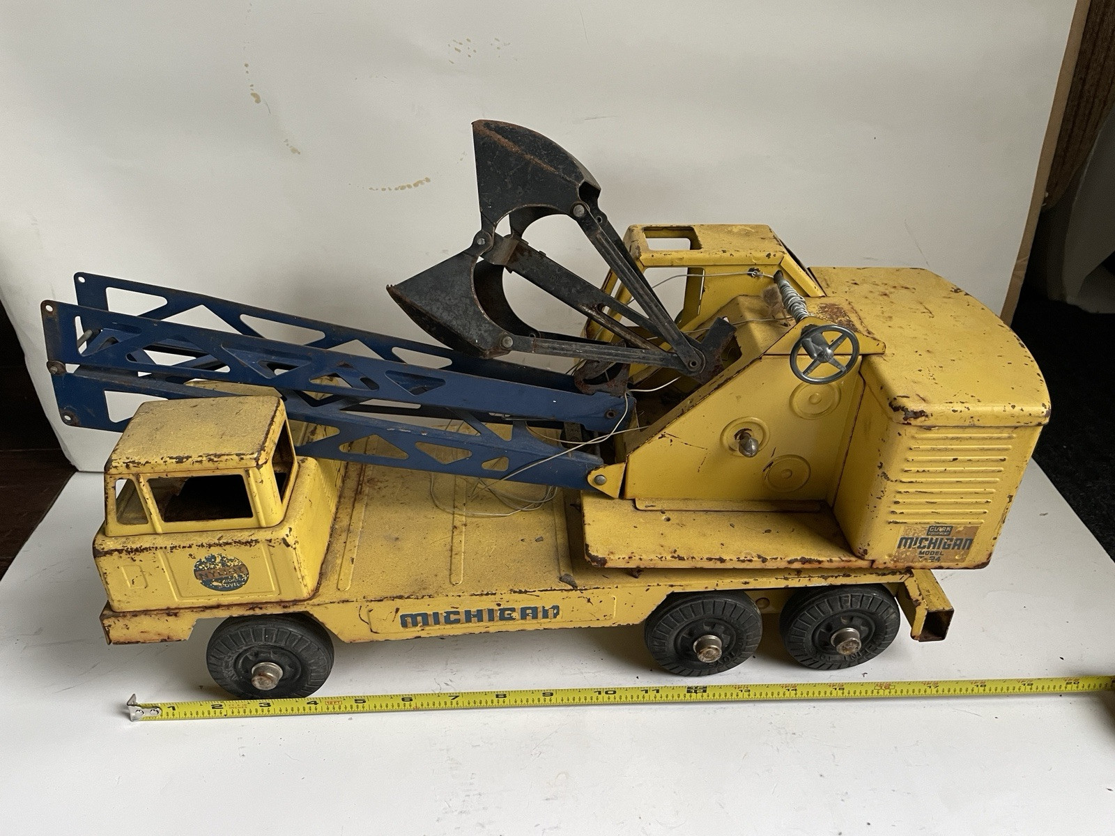 Nylint Clark Michigan Crane 1950’s Model T-24 (19)