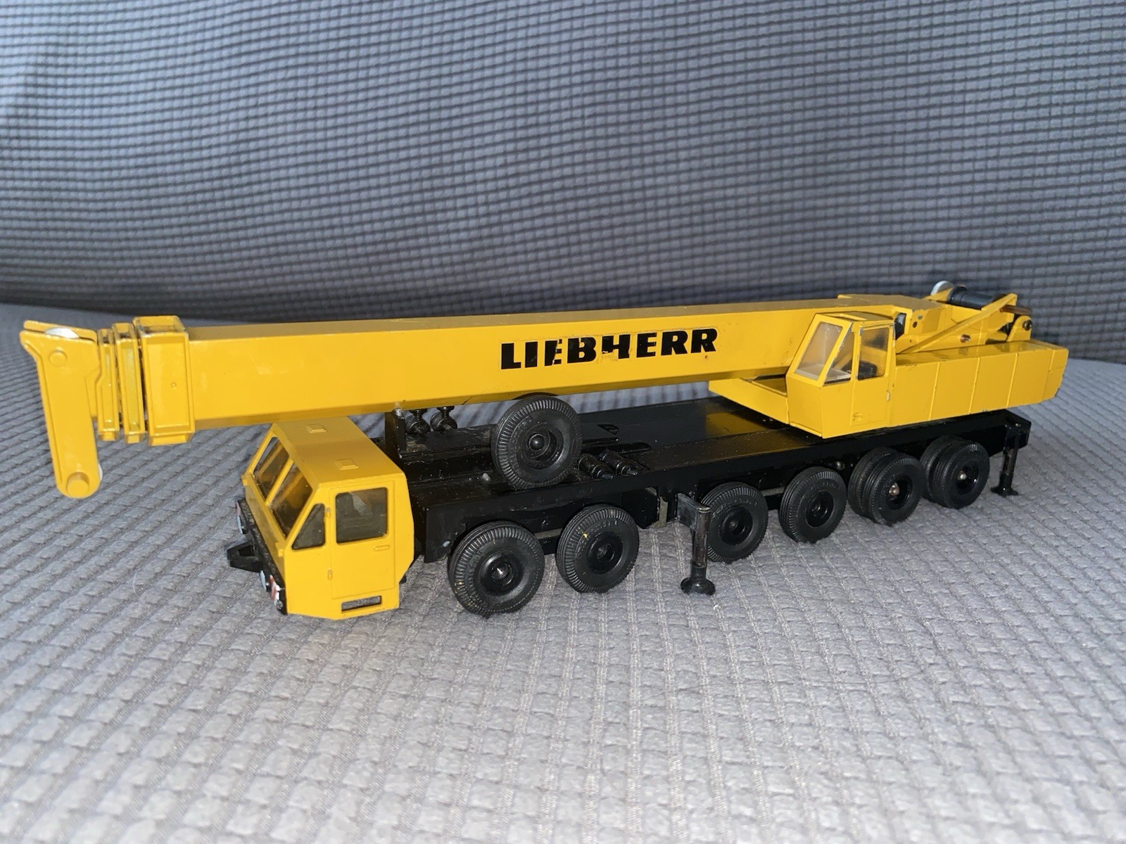West Germany GESCHA LIEBHERR Mobile Crane w Continental Tires 12.5″