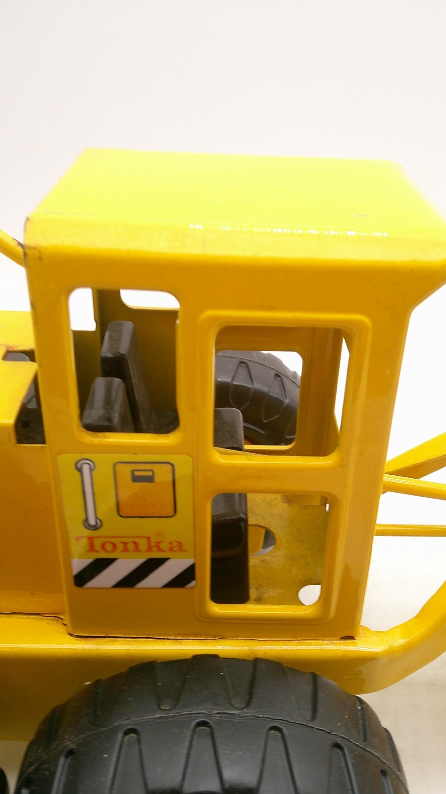 Vintage 1970s Metal Yellow 17″ Tonka Grader Used Condition