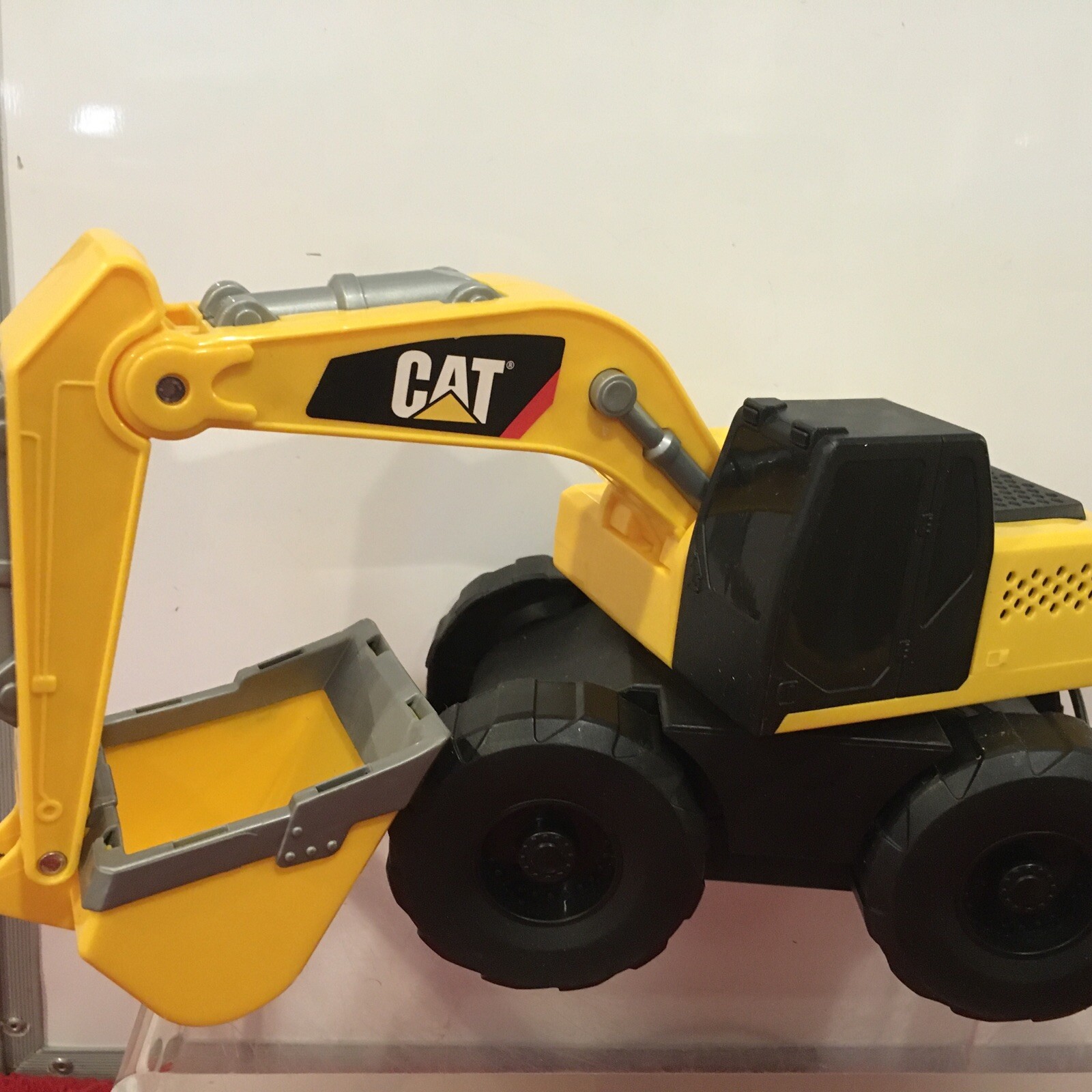CAT Bulldozer Toy Talking Lights & Movement Toy State Industries Yellow Working