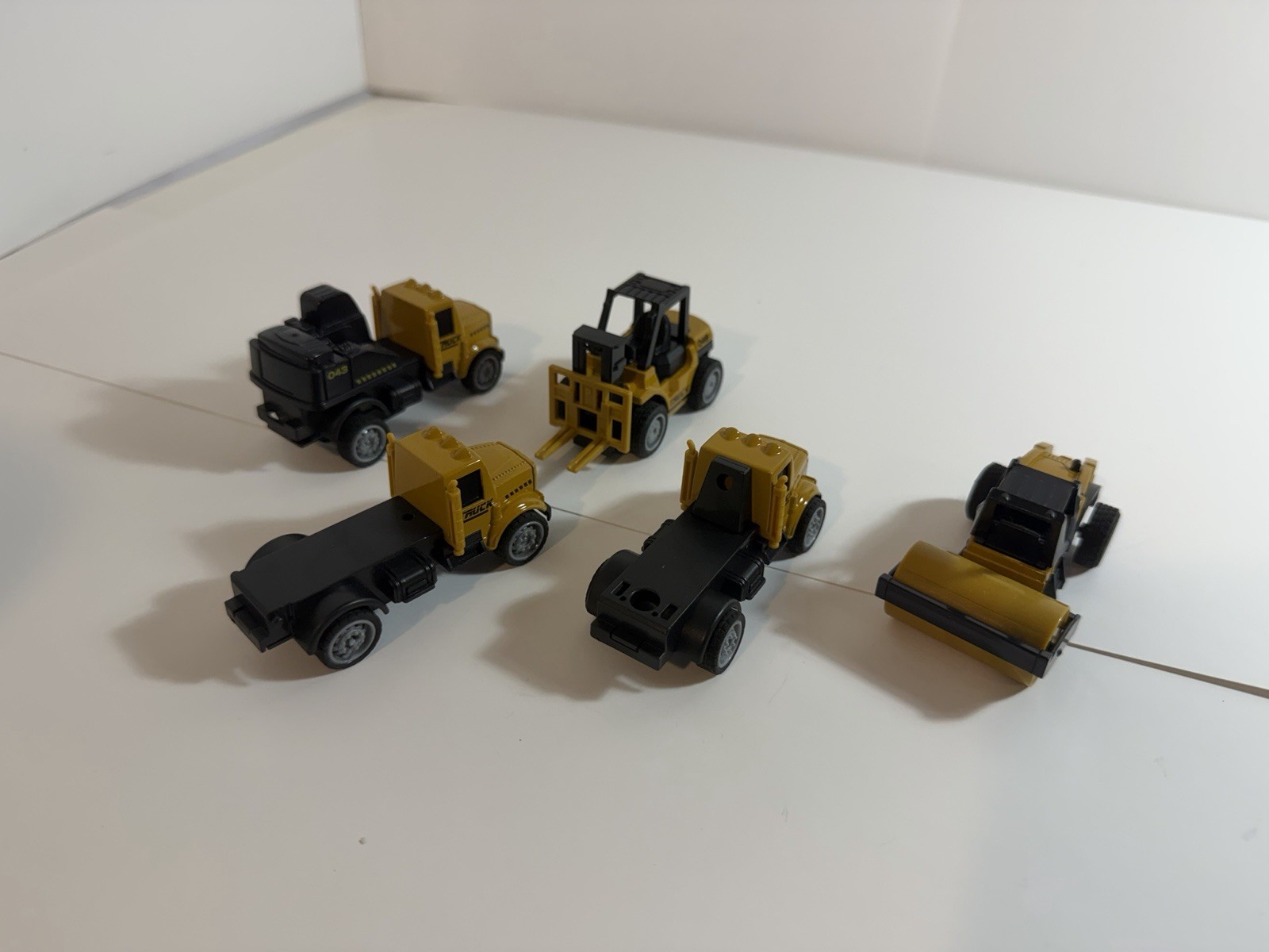 Lot of 5 Construction Vehicles Forklift Roller Dump Truck Cement Mixer Toy