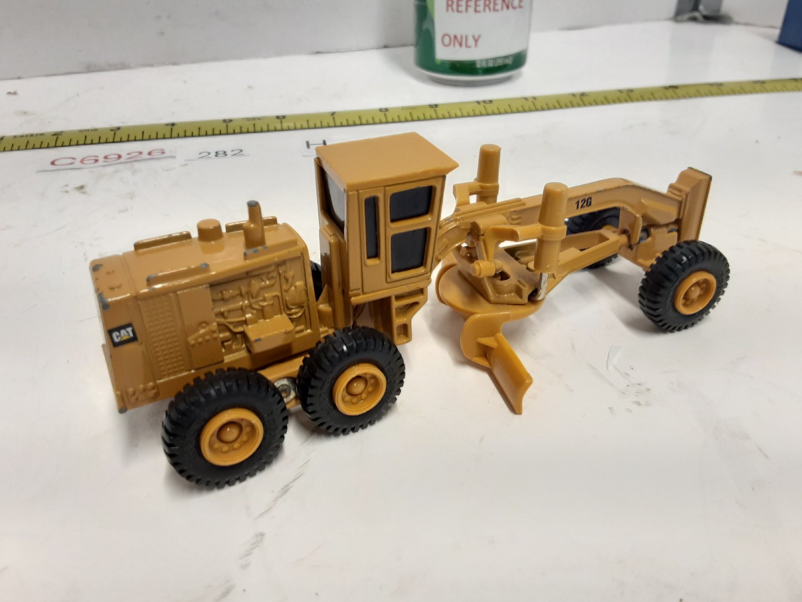 CAT Articulated Motorgrader Model 12G Scale 1:64 Die-cast ERTL, No Box…