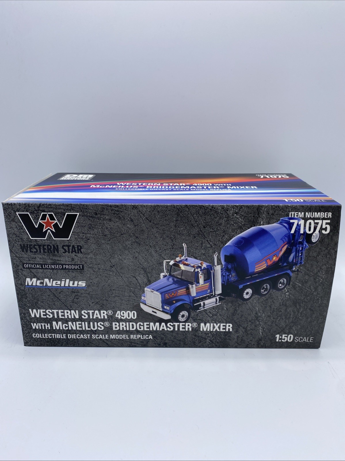 Western Star 4900 w/Lift Axle & McNeilus Mixer 1:50 Scale Diecast Masters 71075