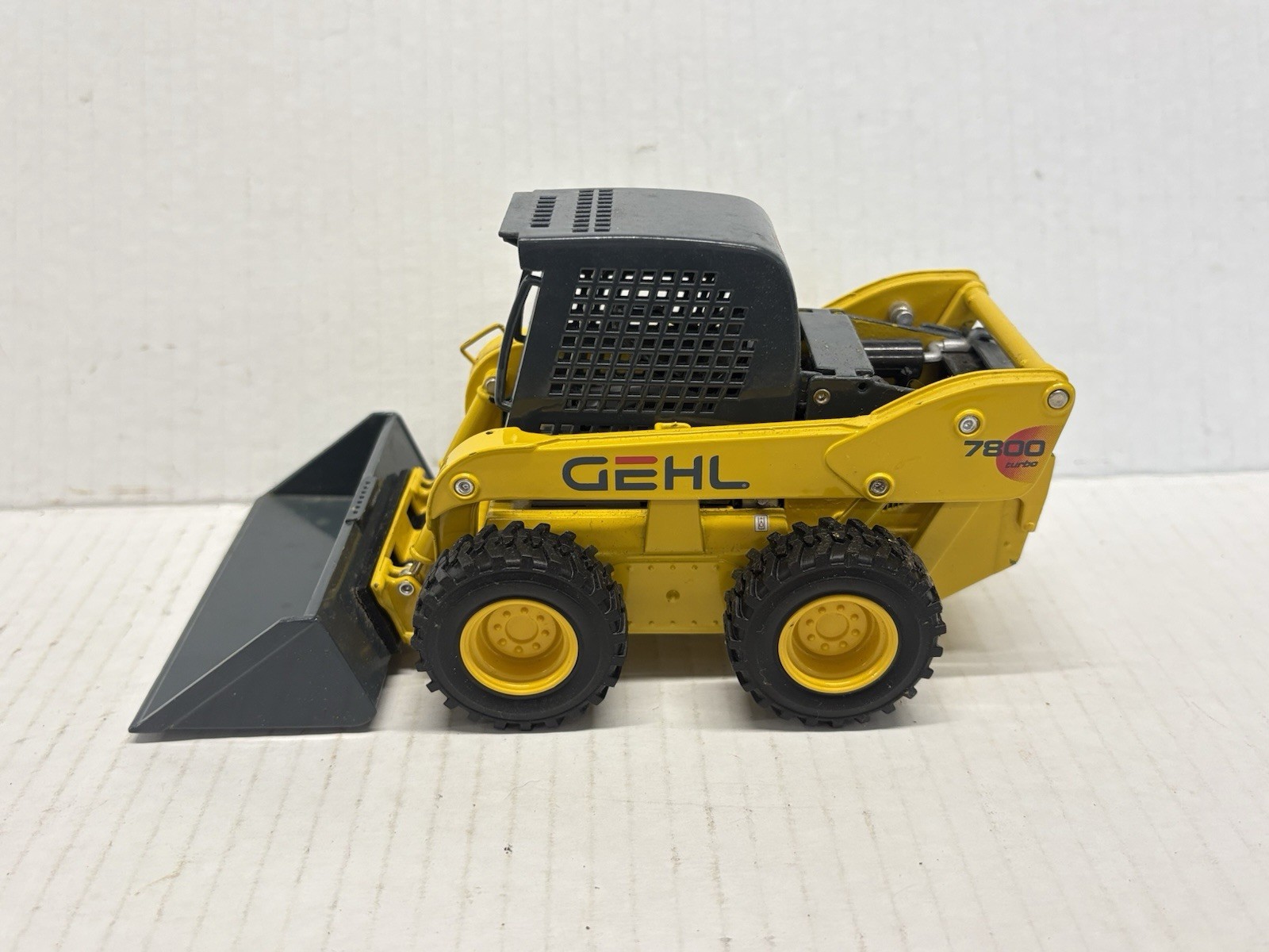 1/25 GEHL 7800 Turbo SKIDSTEER LOADER Metal Die-cast Promotions