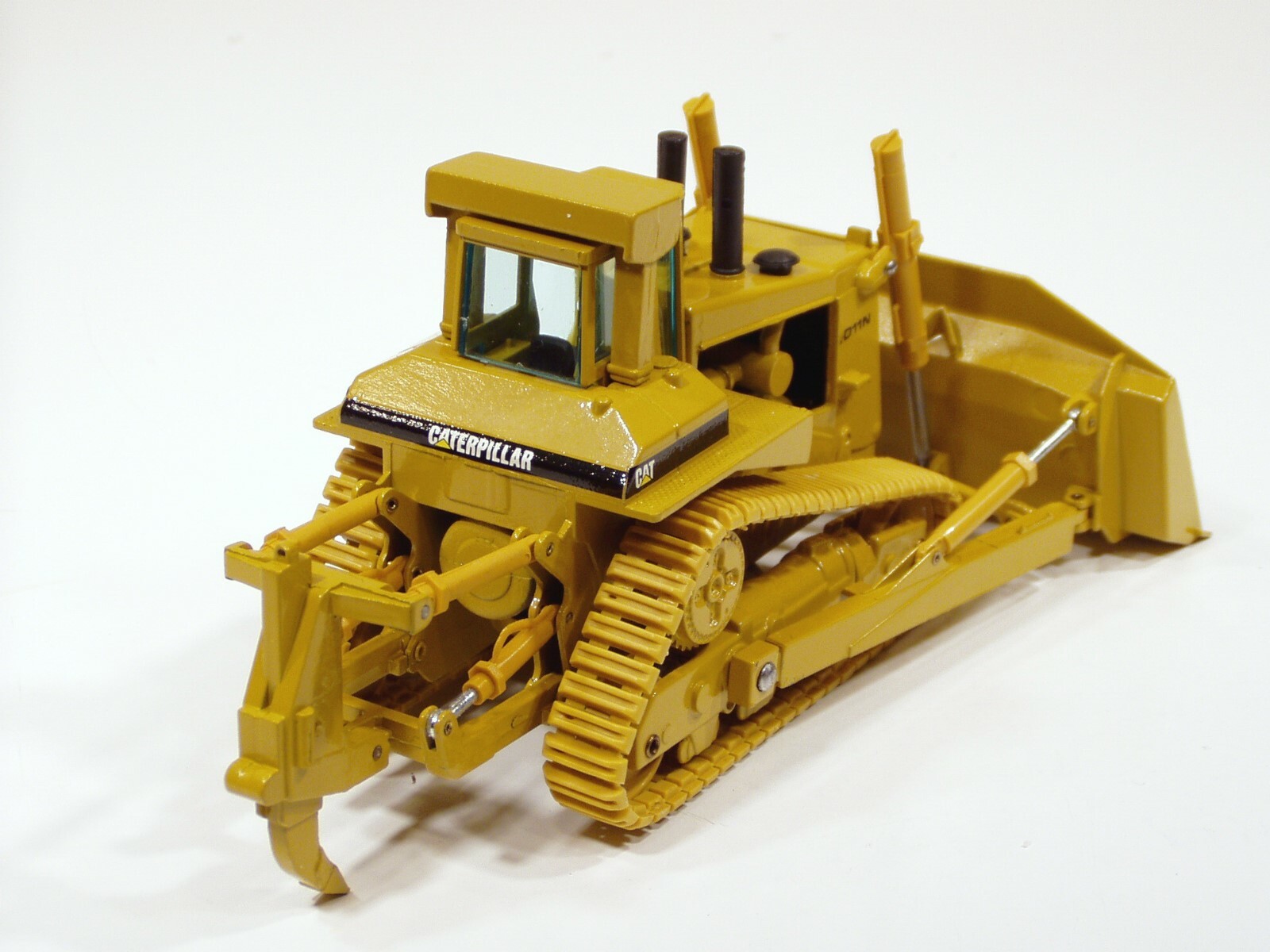Caterpillar D11N Dozer w/ Ripper – n/c – 1/50 – Conrad #2852 – MIB