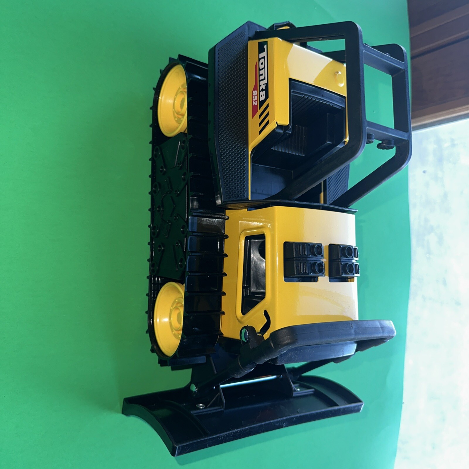 Tonka Classic Bulldozer 952 Metal & Plastic 2020 Excellent Condition