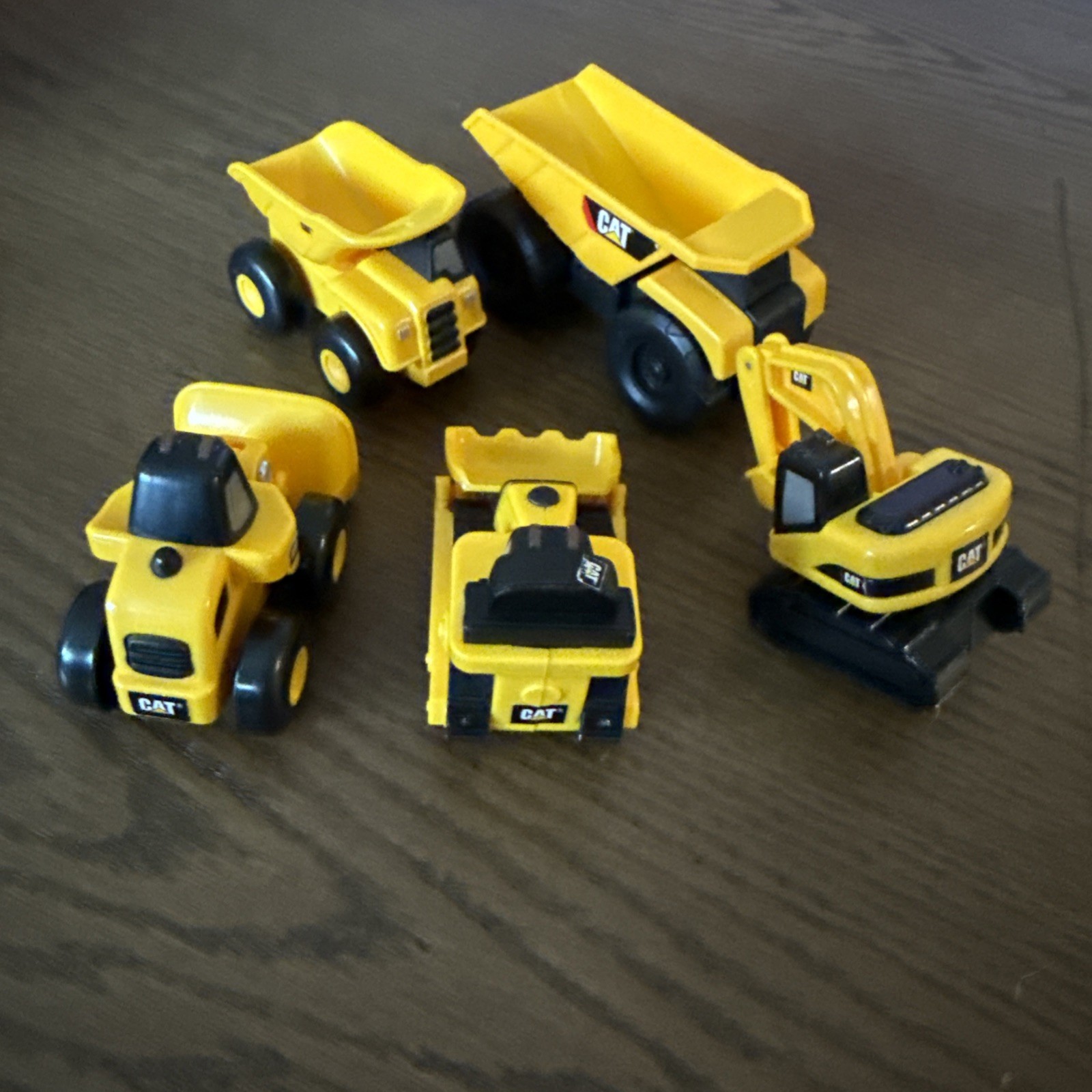Caterpillar CAT Mini Machines Construction Trucks Toy Set – Lot of 5