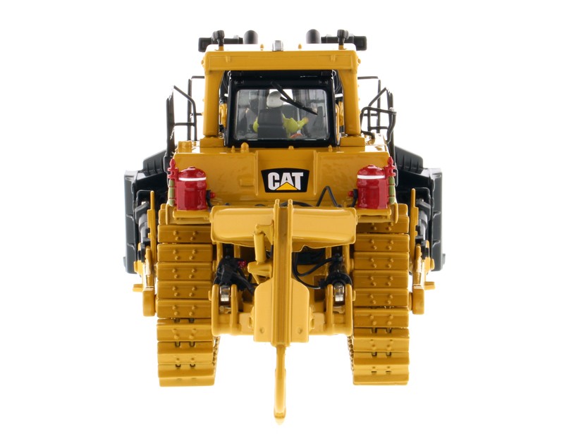 DIECAST MASTERS,Bull CATERPILLAR D10 T2 with driver and metal box possibility…