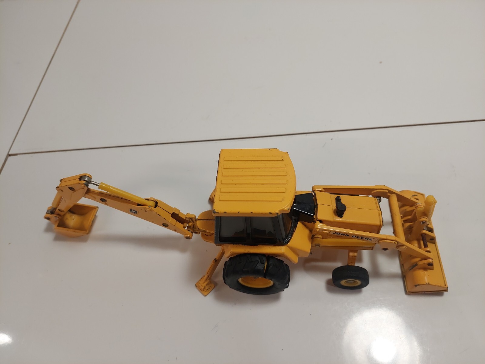 Ertl Backhoe 1990 John Deere 5520 Backhoe Loader 1/32 Diecast Part Or Repair