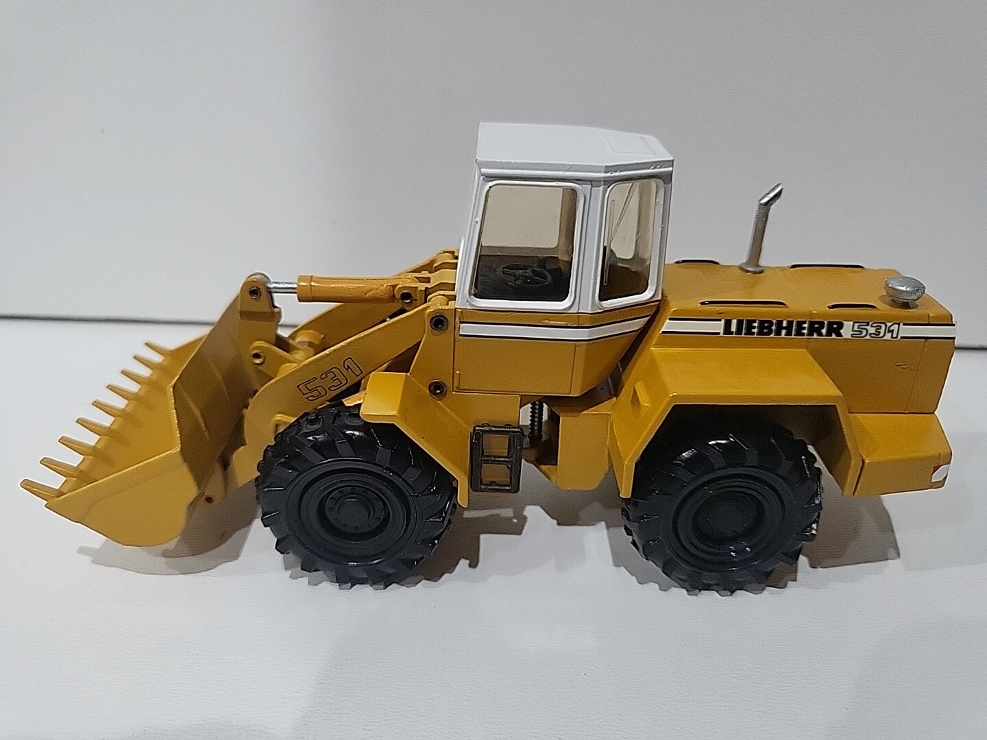 Liebherr 531 Conrad 2887 1/50 Scale Charger