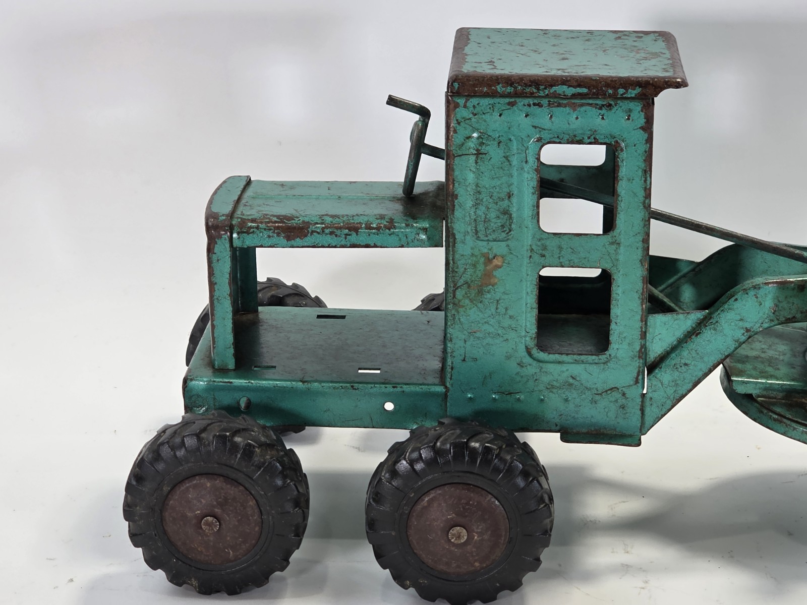 Vintage 1950’s Marx, Power Grader, Steel Toy, Good Condition, Green