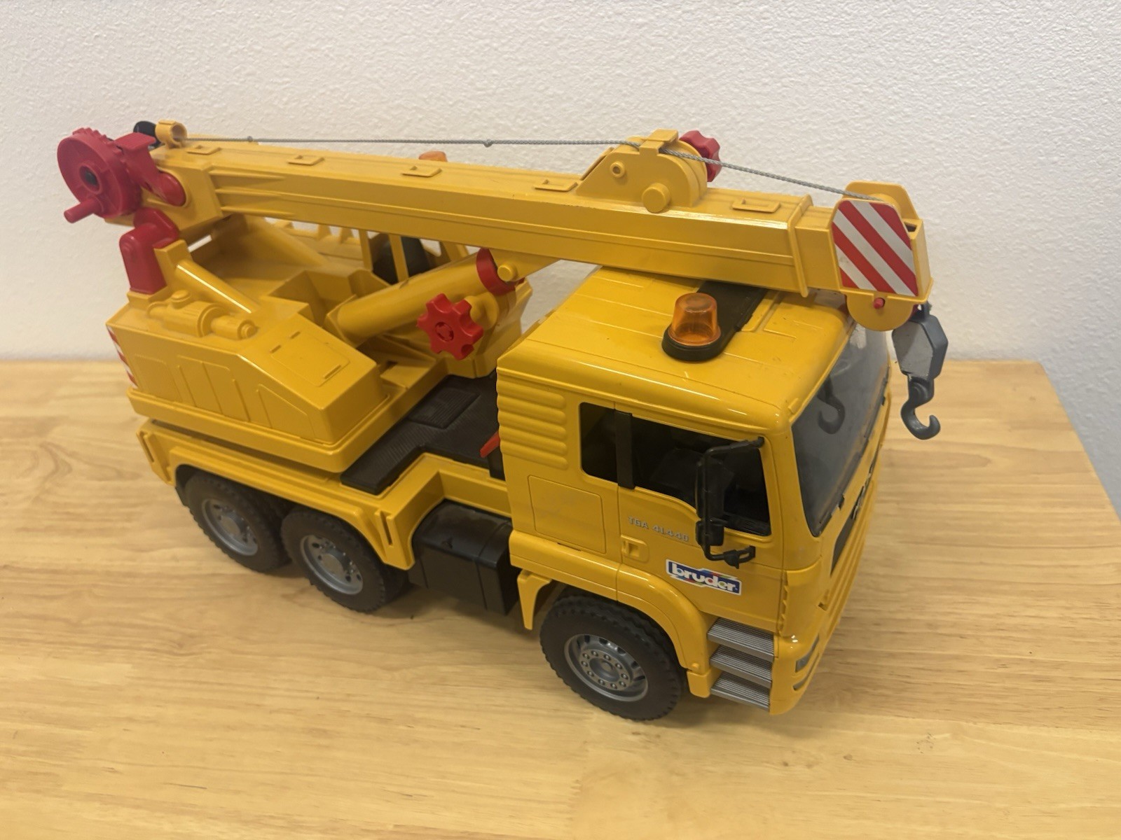 BRUDER Cement Mixer & Crane Used