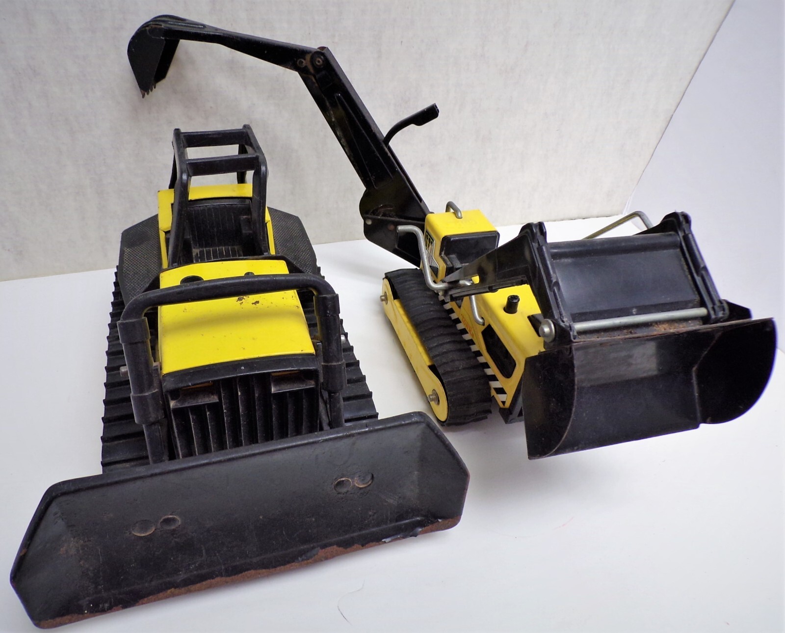 VTG Tonka T6 Backhoe Bulldozer Crane 810659 & Steel Classics Bulldozer 952 RS1-4