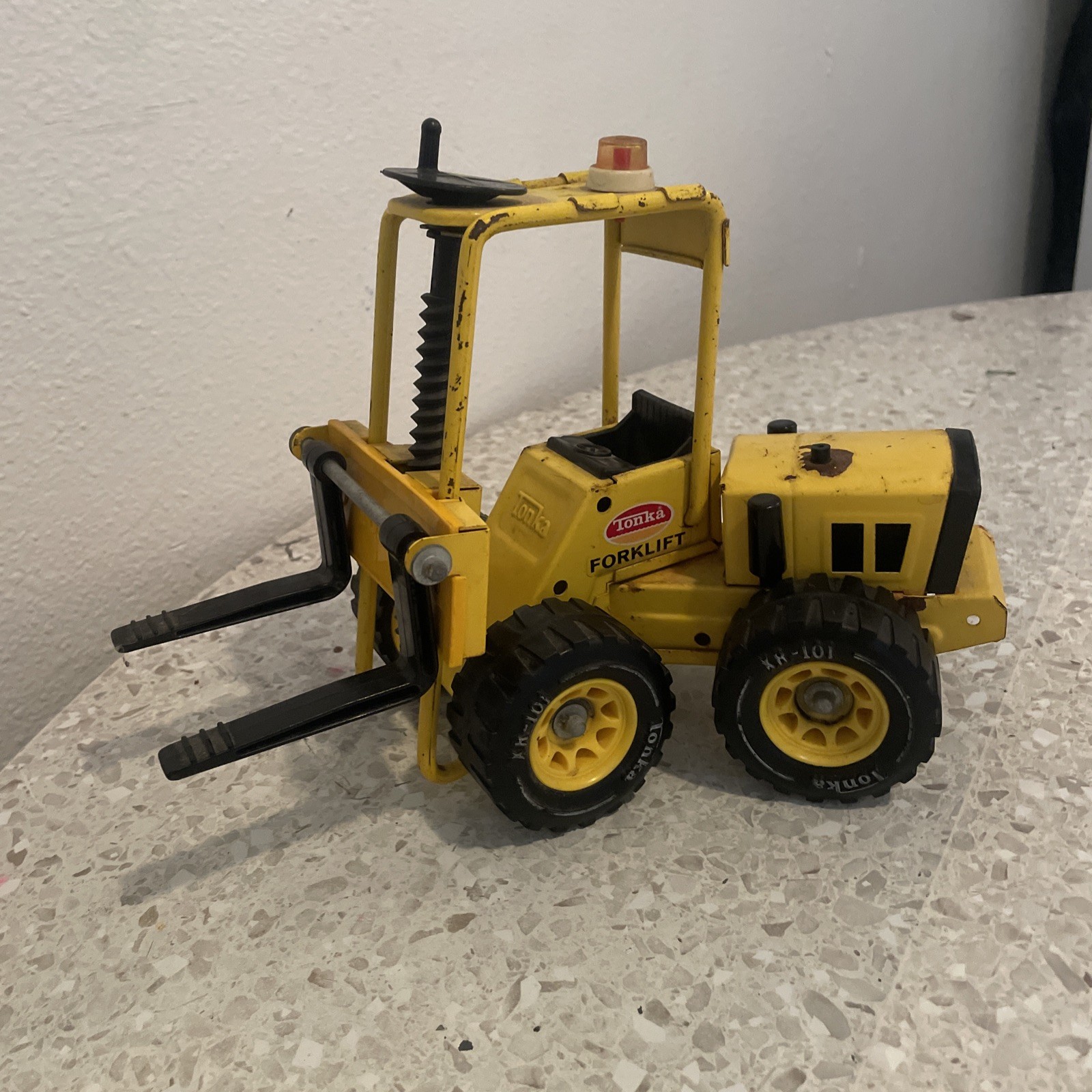 Tonka Forklift Truck # 52900 • XR-101 • Pressed Steel Metal Toy • 1970s Vintage