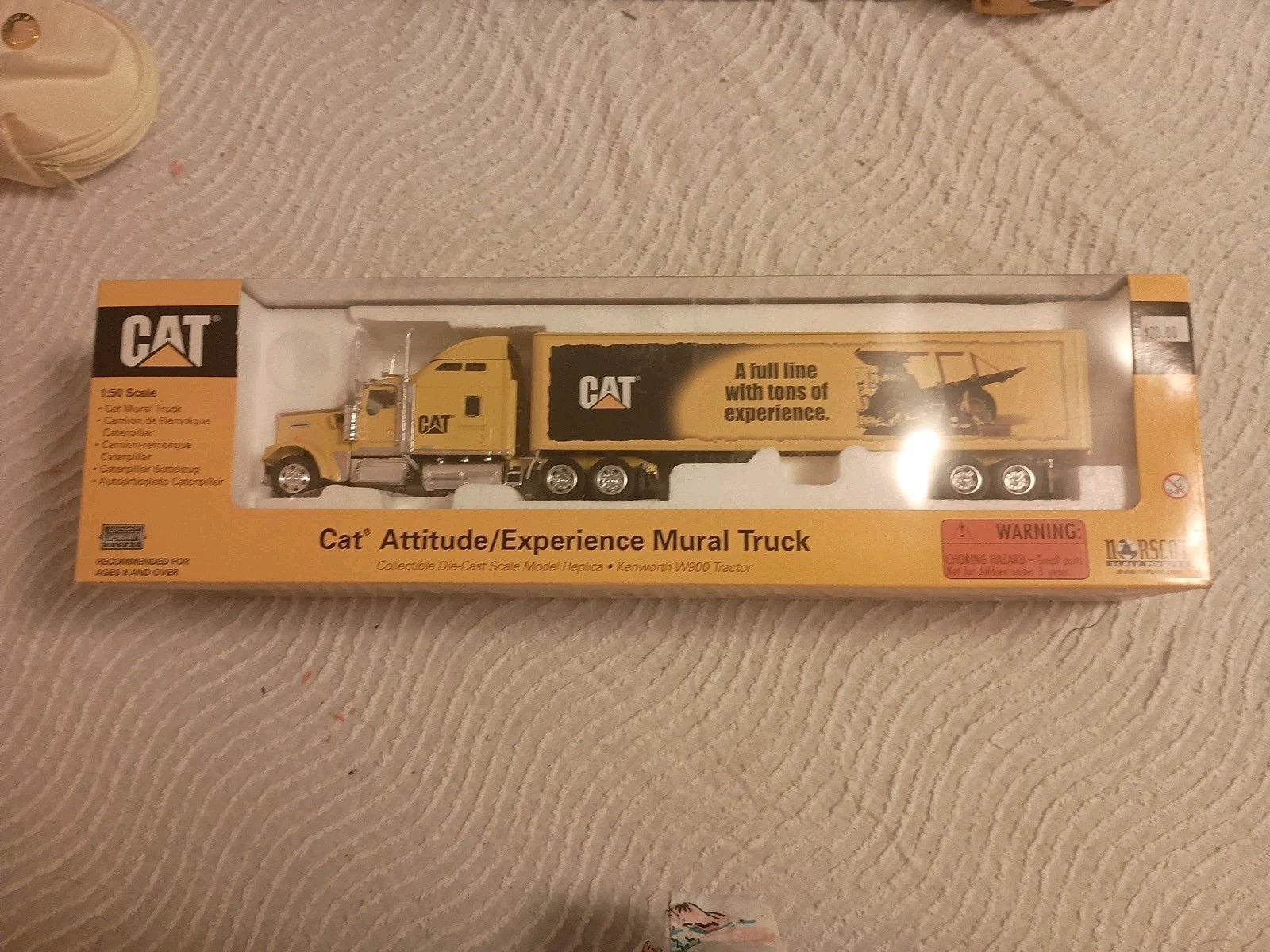 Norscot Caterpillar Attitude/Experience Mural Truck 1:50 NIB