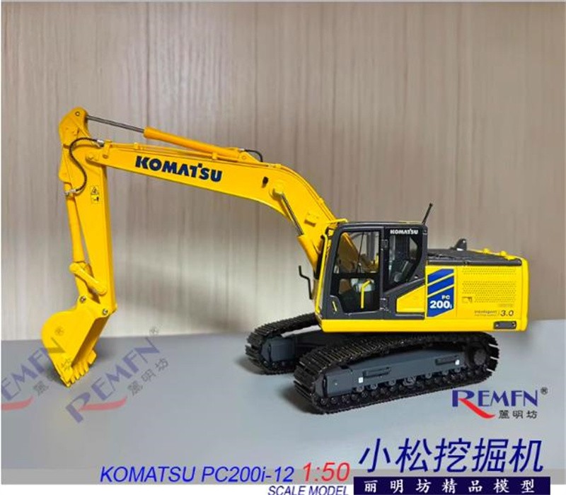 1/50 Scale KOMATSU PC200i-12 Hydraulic Excavator Diecast Model Toy Collection