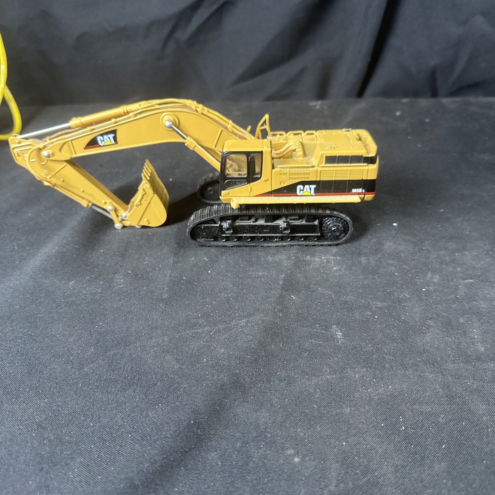 1/50 Caterpillar 365B L Series II Hydraulic Excavator 85058