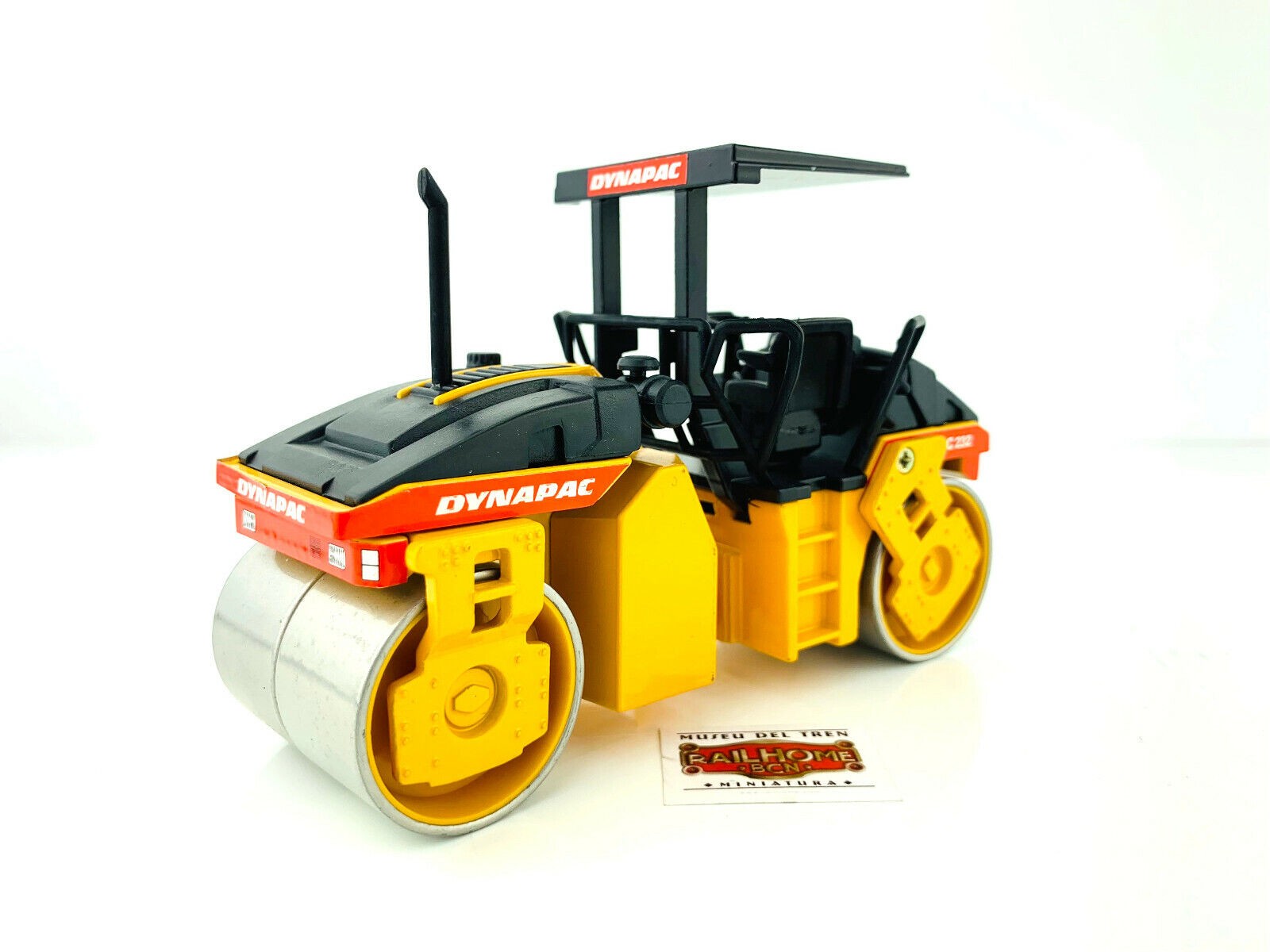 78. JOAL 1:35 – DYNAPAC CC232 ROLLER