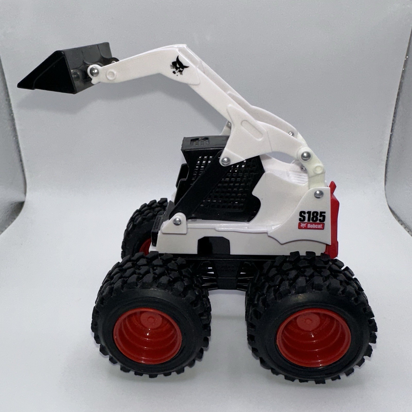 Bobcat S185 Skid Steer Toy Loader Diecast Farm Construction Truck