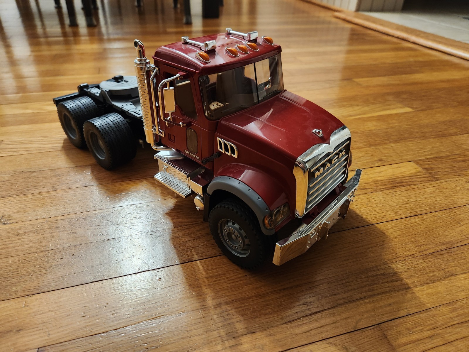 BRUDER Mack Granite Truck Semi Cab 1:16 2007 Made in Germany Tractor Trailer
